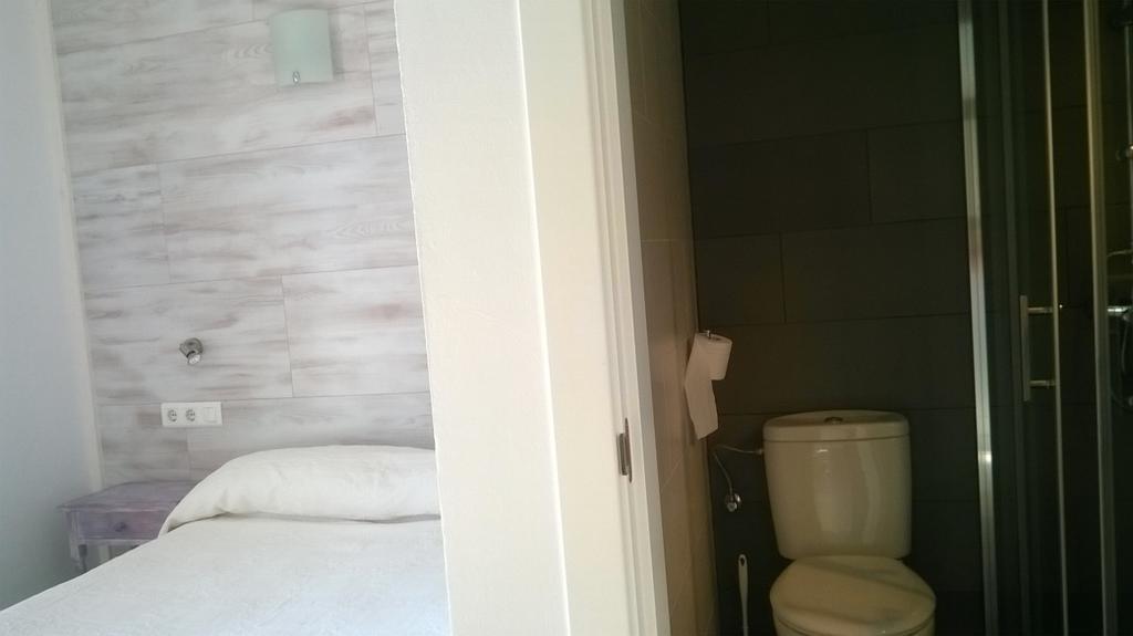 Hostal Paris Ciutadella Ciutadella  Kamer foto